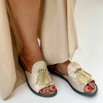 صندل زنانه کرم رنگ